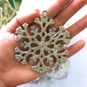 15 ct Flat Glittery Christmas Snowflake Ornaments